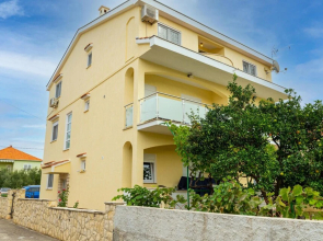 Amazing Apartment in Zadar With Wifi and 2 Bedrooms