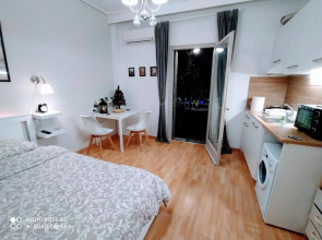 Elegant Central Studio Free wifi and netflix