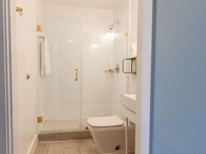 Oceanside Hotel and Suites