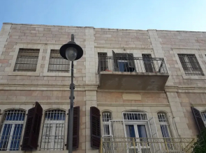 Queen hotel