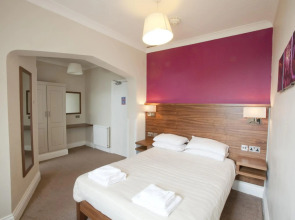 Wheatlands Lodge Hotel