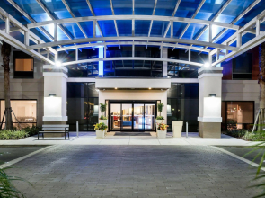 Holiday Inn Express & Suites Lakeland South by IHG