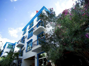 One-mete Seaside Villa