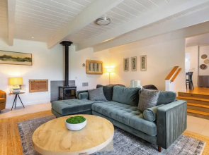 Modern Sonoma Stay w/ Spacious Deck, Views & Prime Location Bennett