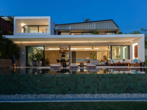 Kerem Luxury Beachfront Villas