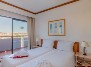 Muthu Oura Praia Hotel