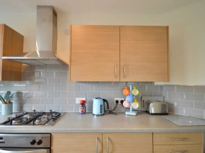 Modern Flat With Parking