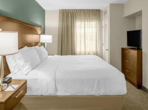 Staybridge Suites Chattanooga at Hamilton Place by IHG