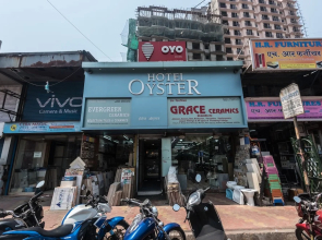 OYO 4186 Hotel Oyster