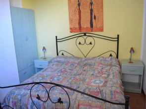 Holiday Home With Balcony and air Conditioning in Torre Dell'o