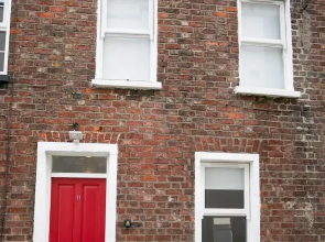 11 College Place North