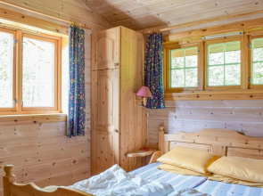 Beautiful Home in Olden With 3 Bedrooms and Wifi