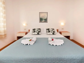 Splendid Beachfront Medveja Apartments