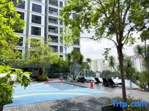 Nova Saujana by Favspace