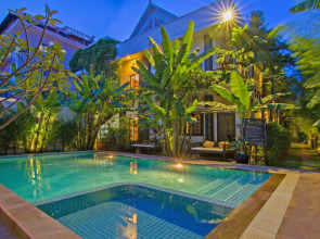 Apsara Centrepole Hotel