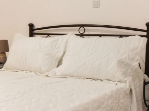 Central Modern Fully Equipped Double Bed Studio