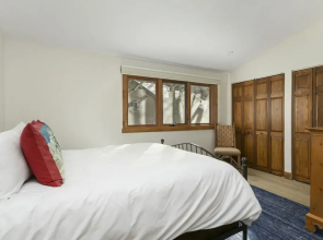26 Par6 Townhomes 2 Bedroom Townhouse by RedAwning