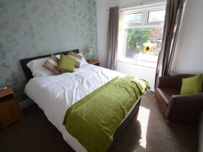 65 Tynedale Avenue - Holiday Home