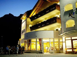 Hotel Alpin