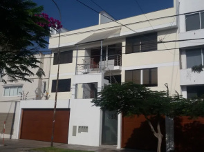 Departamento en el centro de San Borja (Rubens)