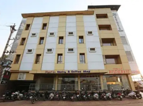 Hotel Surya Palace by OYO Rooms