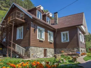 Malina Guest House