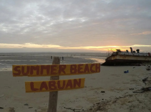 Summer Beach Lodge