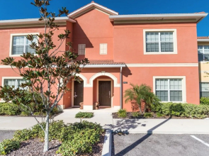 Paradise Palms 8925