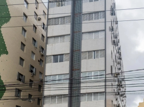 Lindo Apartamento frente para praia, Wi-Fi, estacionamento gratuito