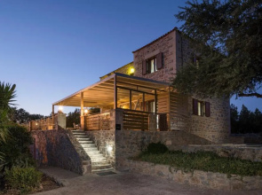 Villa Gianna by MediterraneanVillas