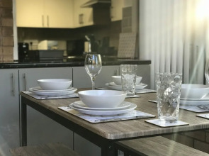 Sleeps up to 7, Parking, Office, Preston Nr M6/m65