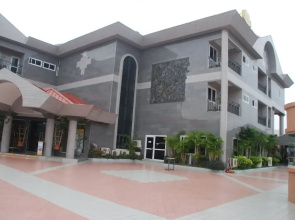 MJ Grand Hotel