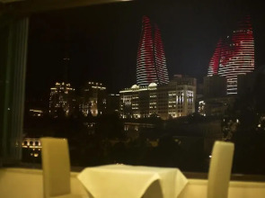 Отель City Walls