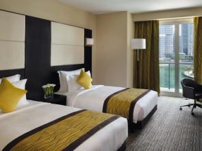 Mövenpick Jumeirah Lakes Towers Hotel