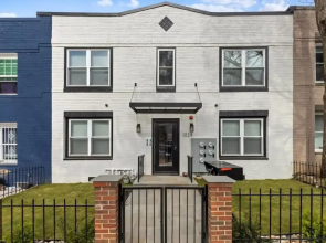 Excellent 2-br Condo in Hip Area of DC