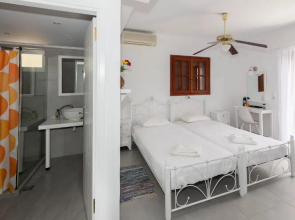 Galini Studios & Apartments