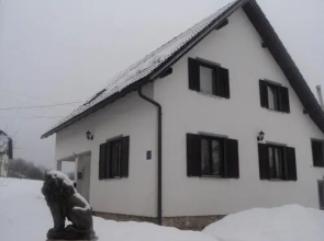 House Jure