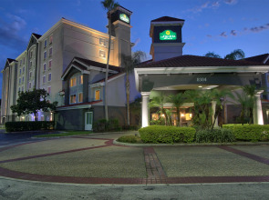 La Quinta Inn & Suites by Wyndham Orlando I Drive/Conv Ctr