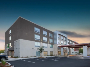 Holiday Inn Express & Suites   Chico, An Ihg