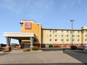 Comfort Suites Airport