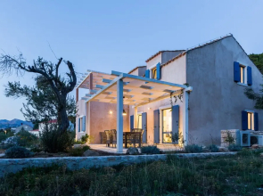 Villa Authentica