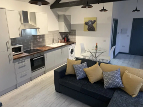 Boutique Penthouse Apartment