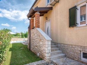 Nice Home in Lovrecica With Wifi and 3 Bedrooms