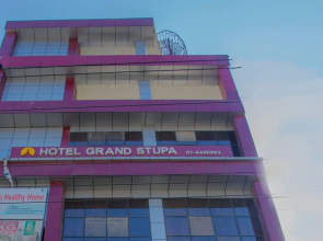 OYO 266 Hotel Grand Stupa