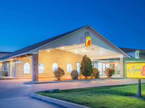 Super 8 by Wyndham Big Cabin/Vinita Area