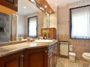 House With 5 Bedrooms in Sevares, With Wonderful Mountain View, Enclosed Garden and Wifi