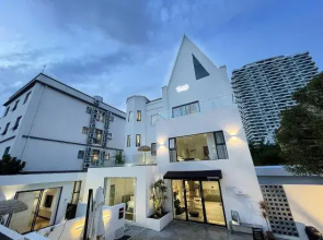 1mo Hotel (Beihai Yintan Branch)