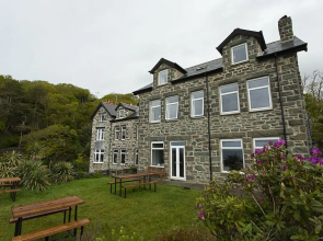 Bae Abermaw Hotel