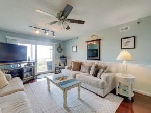 N Topsail Beach Oceanfront Condo w/ Pool!