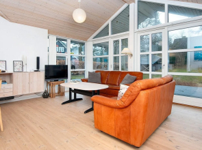 6 Person Holiday Home in Glesborg